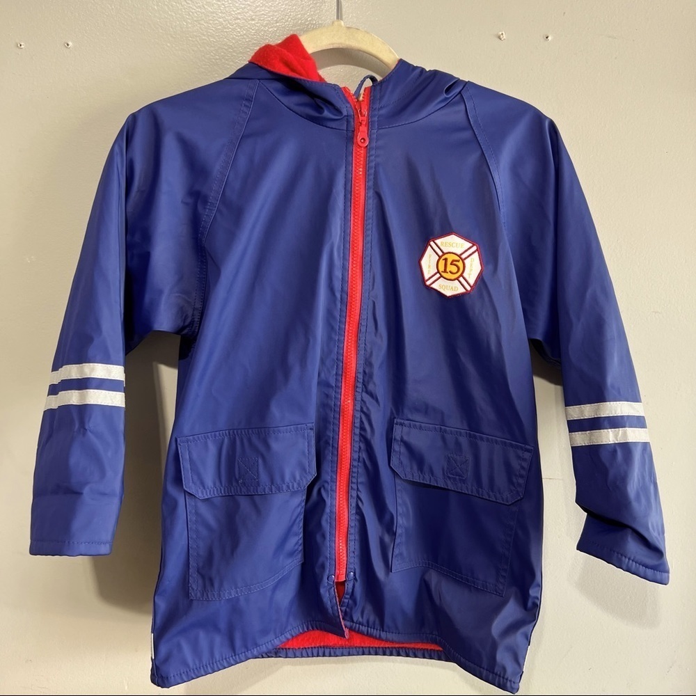 WIPPETTE Kids raincoat fireman theme with elasticized  hood and fleece lining